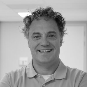 Tandarts eigenaar - gerontologie - orthodontie - restauratieve & esthetische tandheelkunde