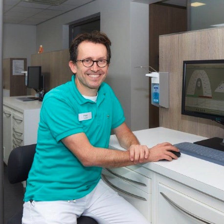 Han van de Sande praktijkeigenaar en tandarts bij Tandartspraktijk van de Sande