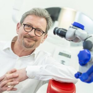 drs. Fred van Leeuwen – tandarts/praktijkeigenaar
